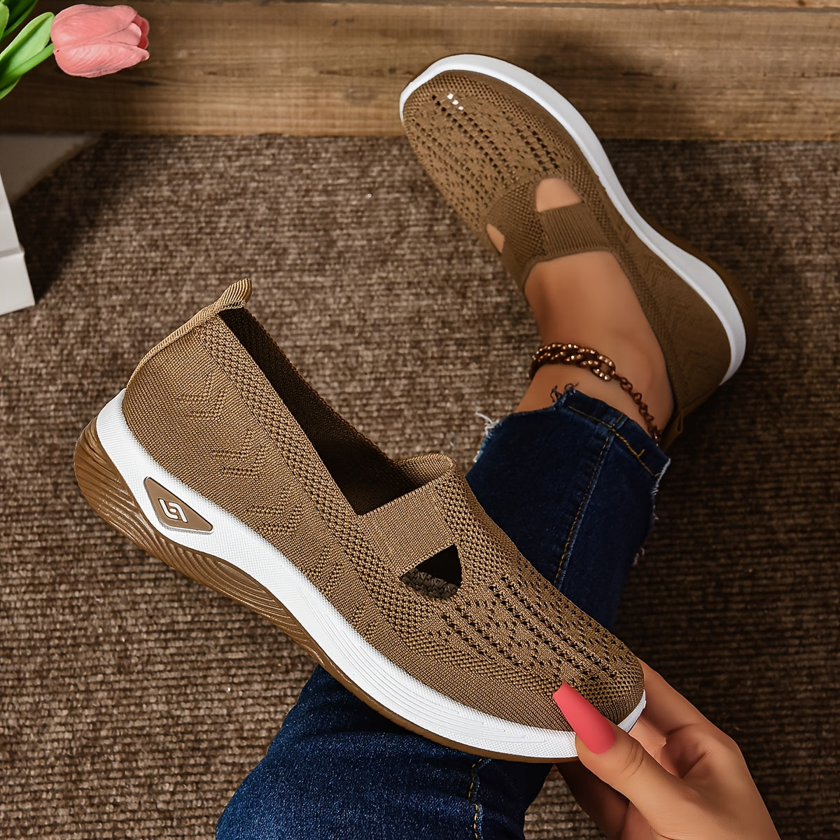 Damen Slip-On Sneaker – Atmungsaktives Strickdesign – Gepolsterte Sohle – Niedriger Schnitt