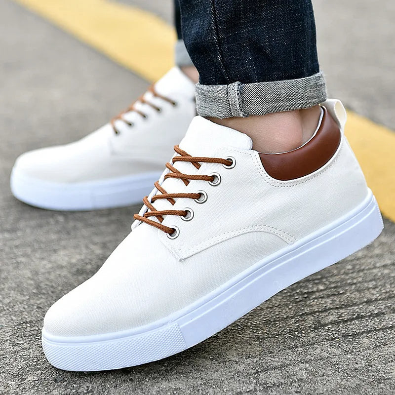 Herren Sneakers – Low Top – Atmungsaktives Gewebe – Lederakzent – Bequeme Passform