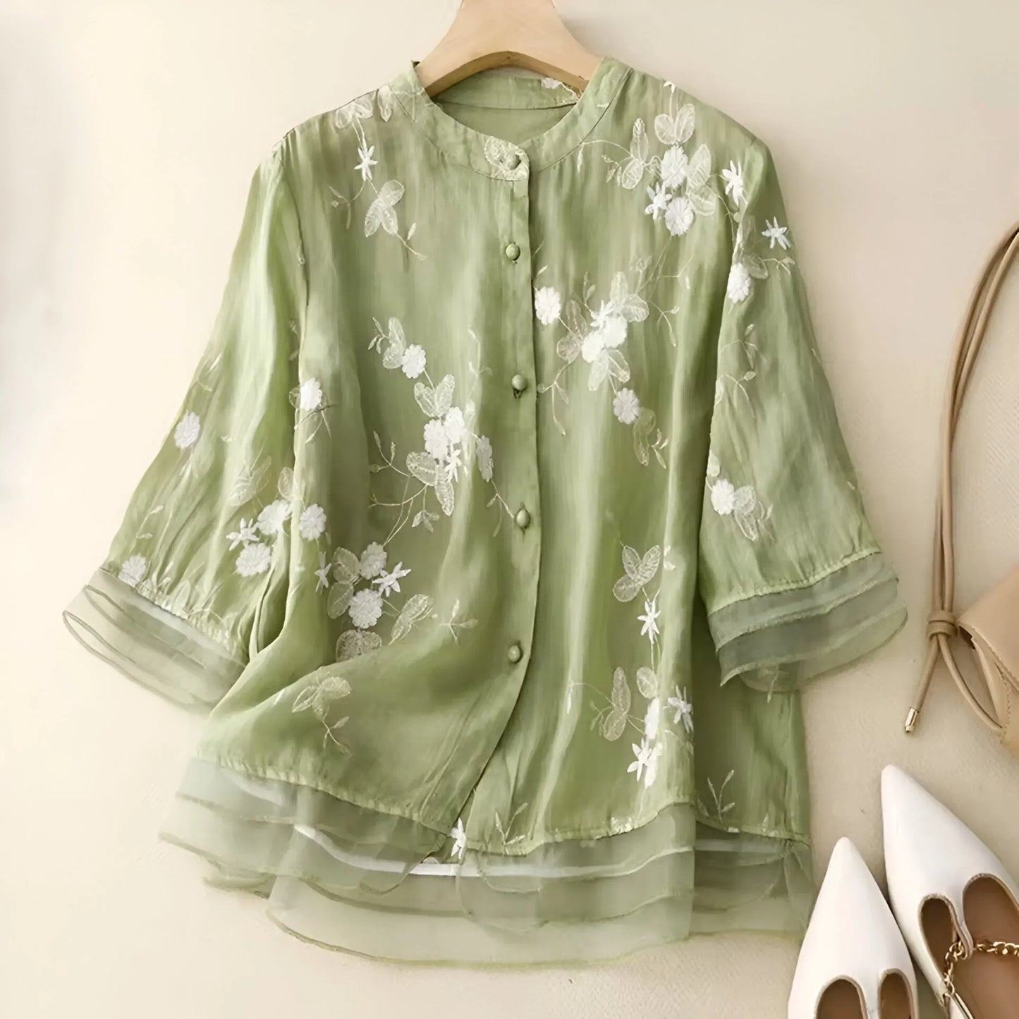 Damen Bluse – Lockerer Schnitt – Florale Stickerei – Knopfleiste – 3/4 Ärmel