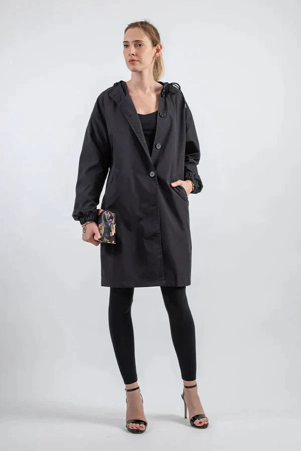 Damen Regenjacke – Wasserdicht – Lockerer Schnitt – Mit Kapuze – Hüftlang – Knopfverschluss