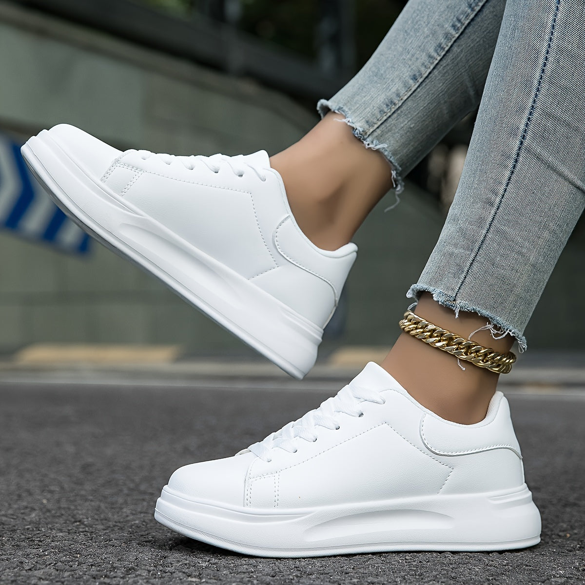 Damen Sneakers – Low-Top – Kunstleder – Schnürung – Bequeme Laufsohle