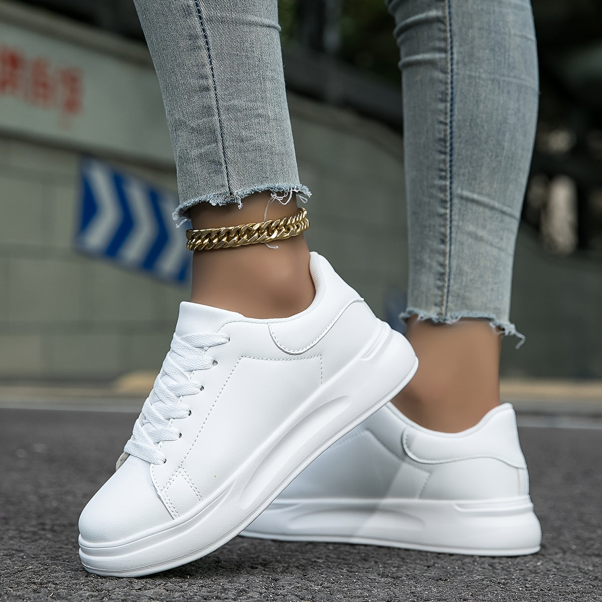 Damen Sneakers – Low-Top – Kunstleder – Schnürung – Bequeme Laufsohle