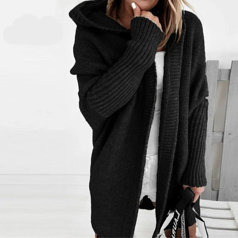Damen Strickjacke – Oversized Passform – Wollstrick – Kapuze – Offene Front