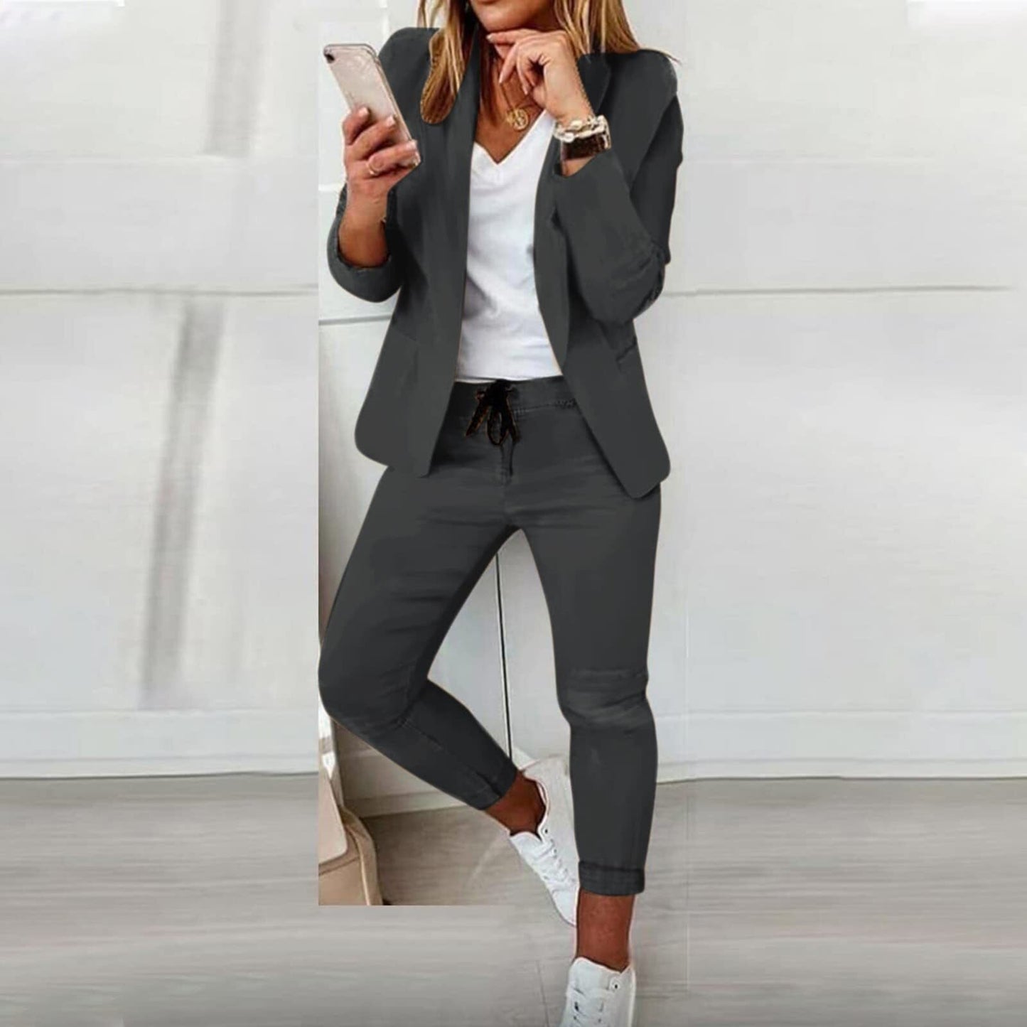 Damen Anzugset – Relaxed Fit – Atmungsaktives Material – Tapered Leg – Minimal Design