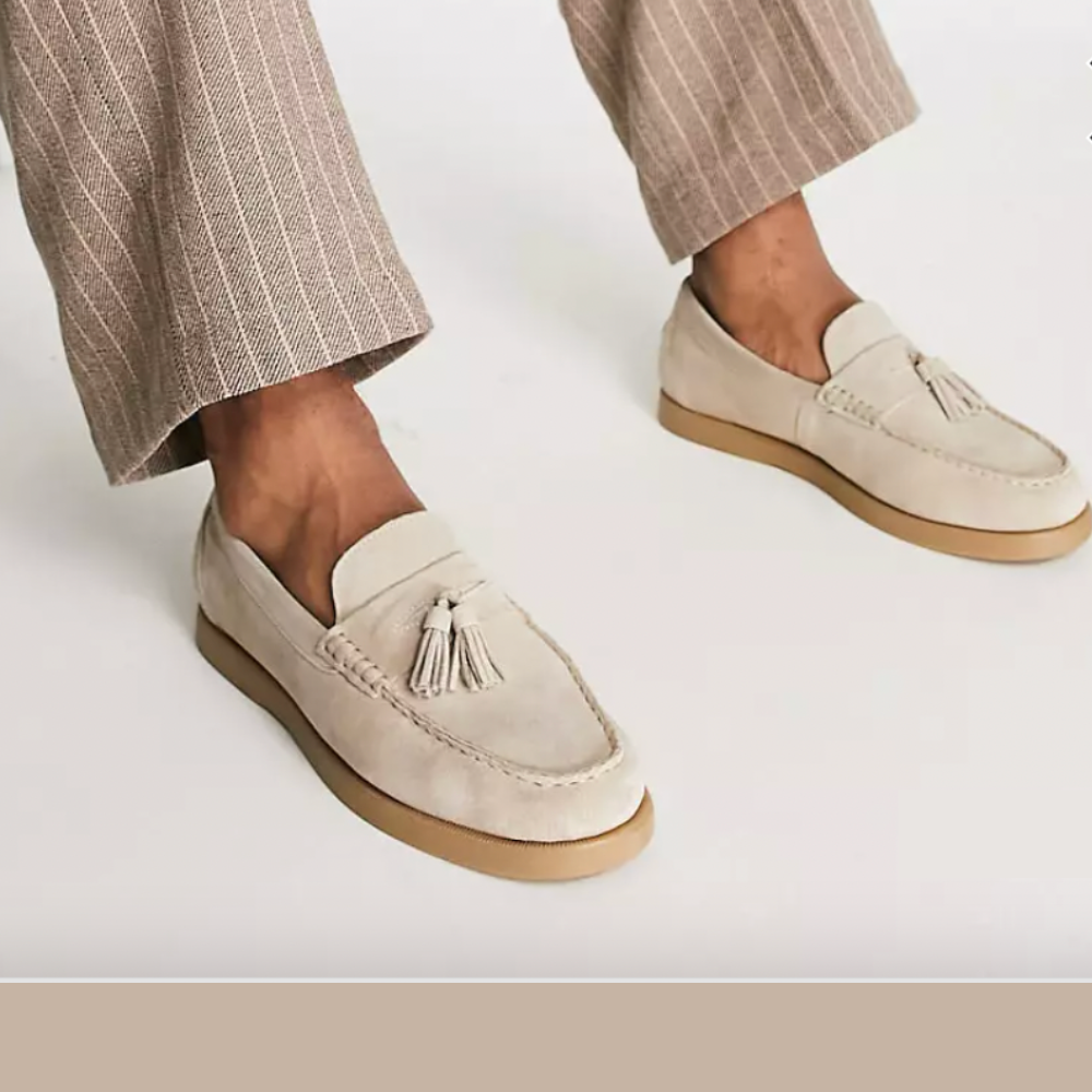 Herren Loafer – Slip-On Design – Tassel Detail – Weiches Finish – Schmaler Sitz