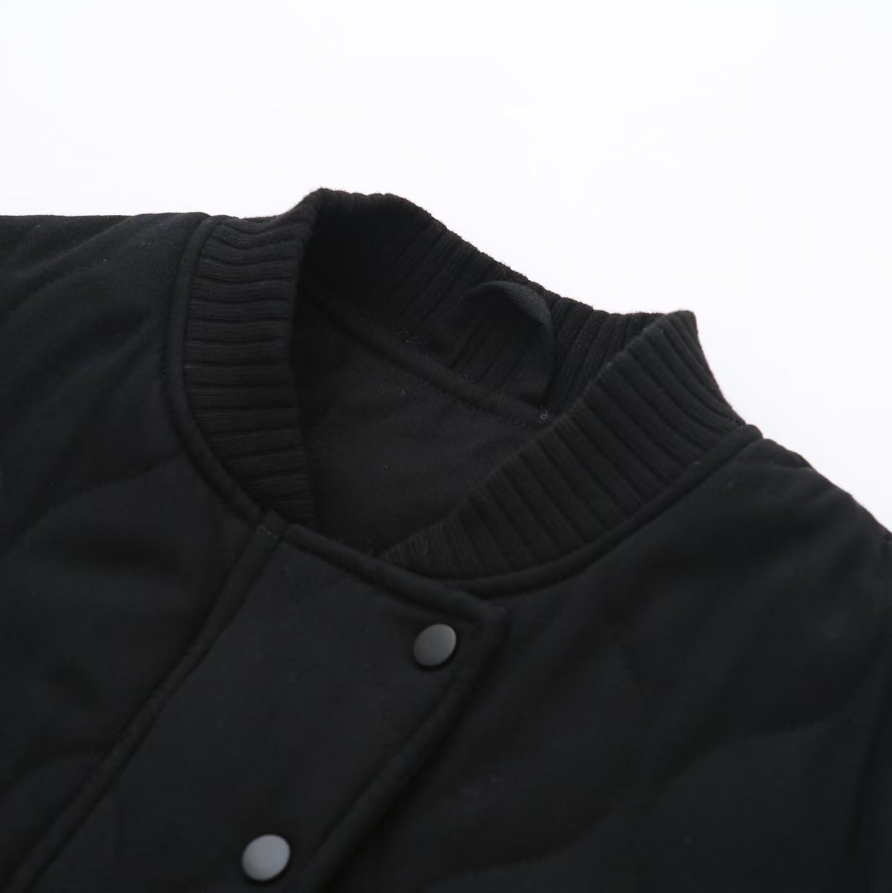 Damen Bomberjacke – Oversized Fit – Gestepptes Design – Mit Rippbündchen und Taschen