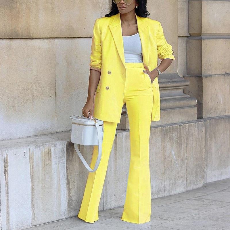 Damen Anzug Set – Relaxed Fit – Weiches Gewebe – Blazer mit Knöpfen – Weite Hose
