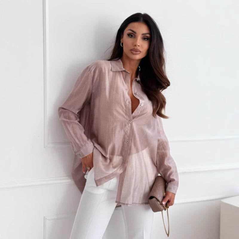 Damen Bluse – Oversize Passform – Knopfleiste – Glitzernde Details – Atmungsaktiv