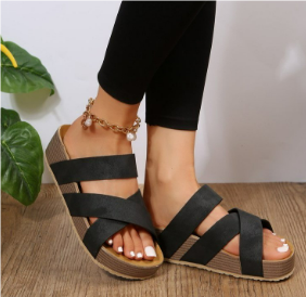 Damen Sandalen – Geflochtene Riemen – Gepolstertes Fußbett – Offene Zehen – Plateau