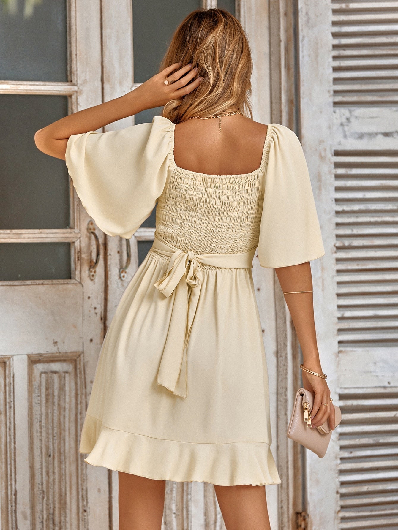 Damen Wickelkleid – A-Linien Schnitt – Rüschen-Saum – Elbowärmel – Surplice-Ausschnitt