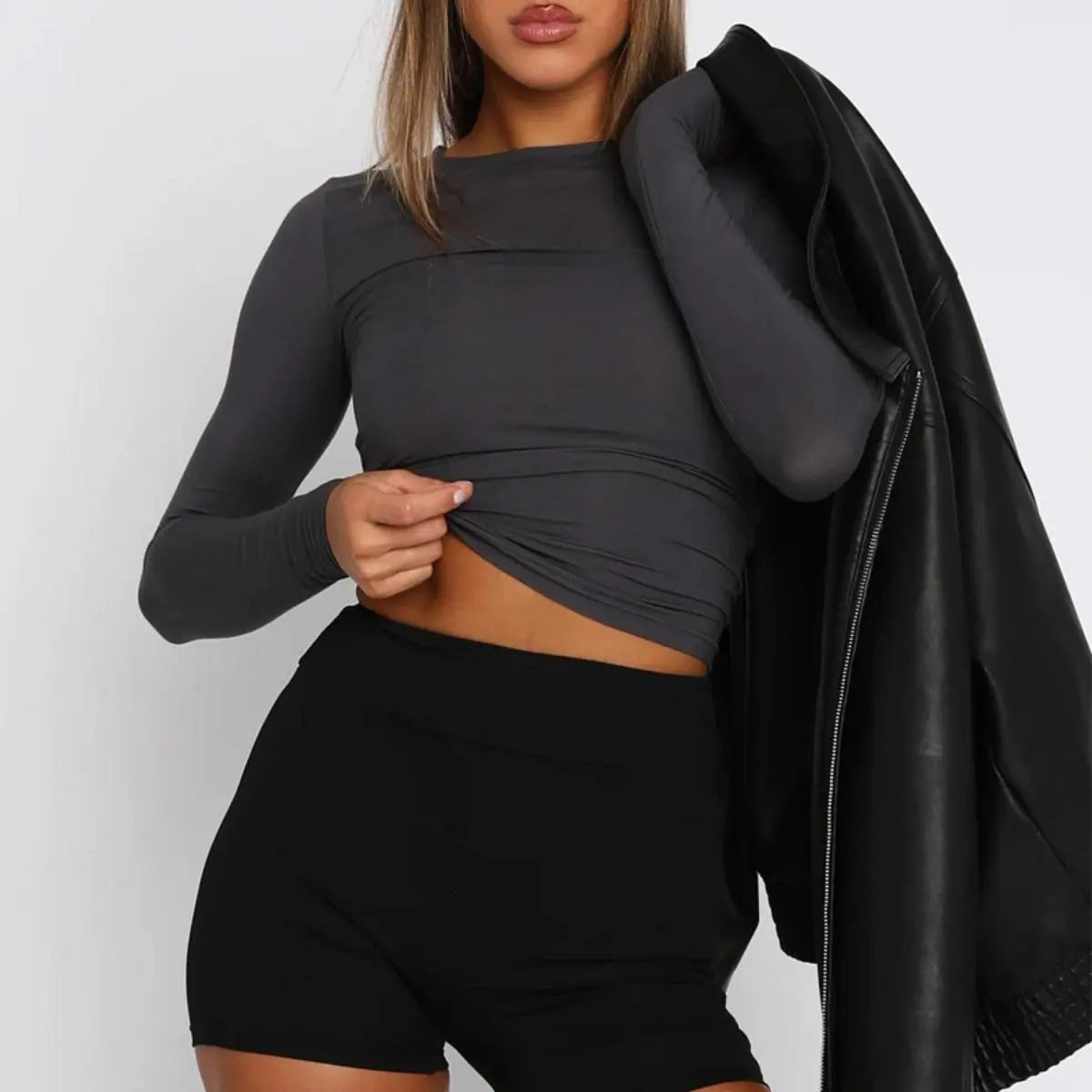 Damen Langarmshirt – Slim Fit – Soft Knit – Kurzer Schnitt – Rundhals Casual