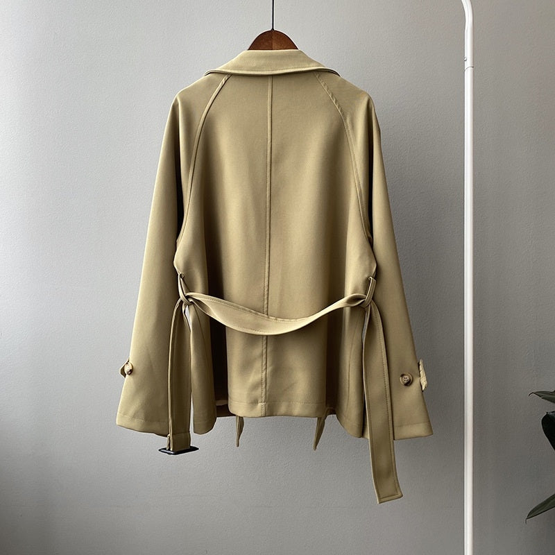 Damen Trenchcoat – Lockerer Schnitt – Atmungsaktiv – Taillengürtel – Doppelreihig