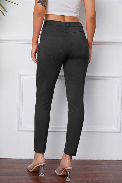 Damen Slim Fit Hose – Stretchkomfort – Glattes Finish – Knopfverschluss – Taschen