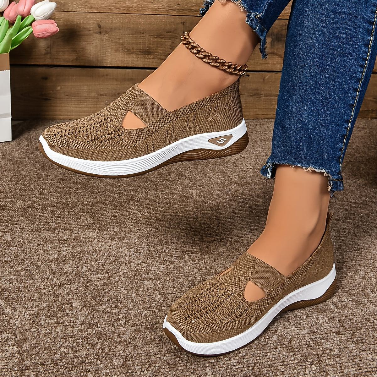 Damen Slip-On Sneaker – Atmungsaktives Strickdesign – Gepolsterte Sohle – Niedriger Schnitt