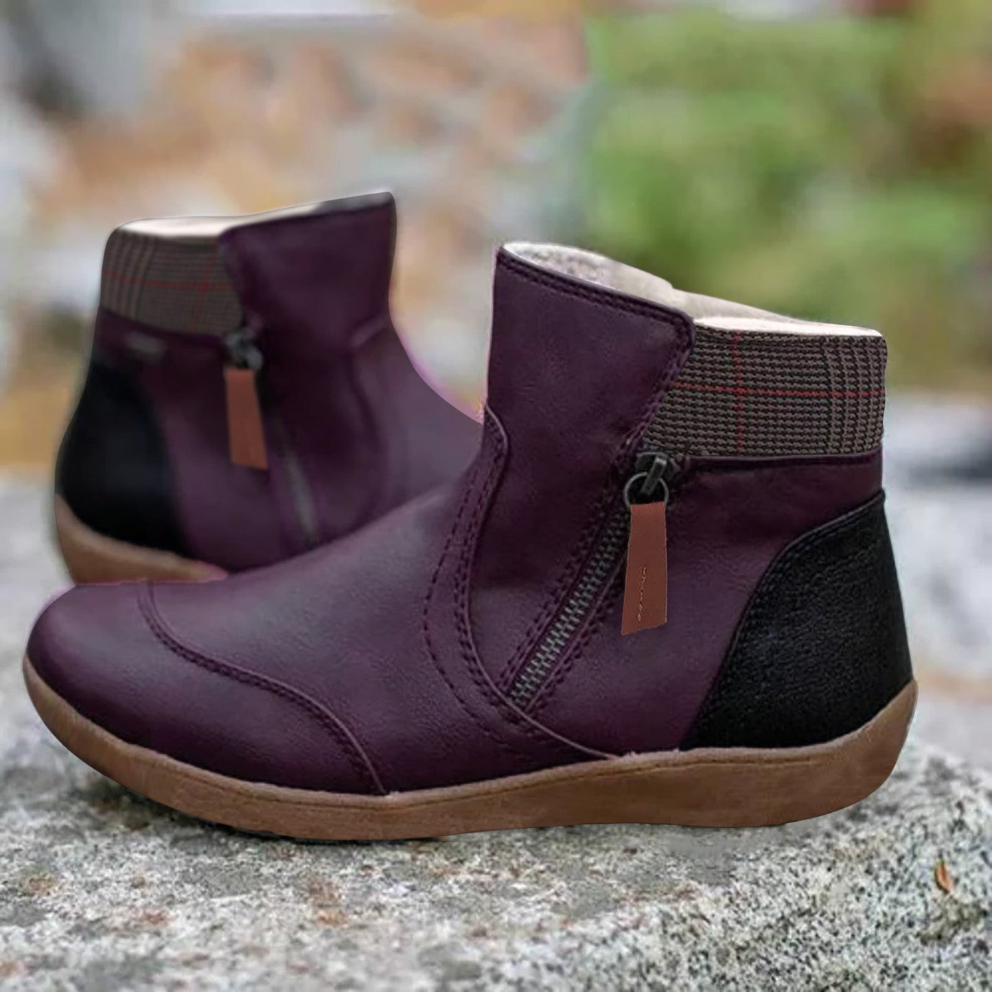 Damen Stiefeletten – Glattlederoptik – Seitlicher Reißverschluss – Gepolstertes Fußbett