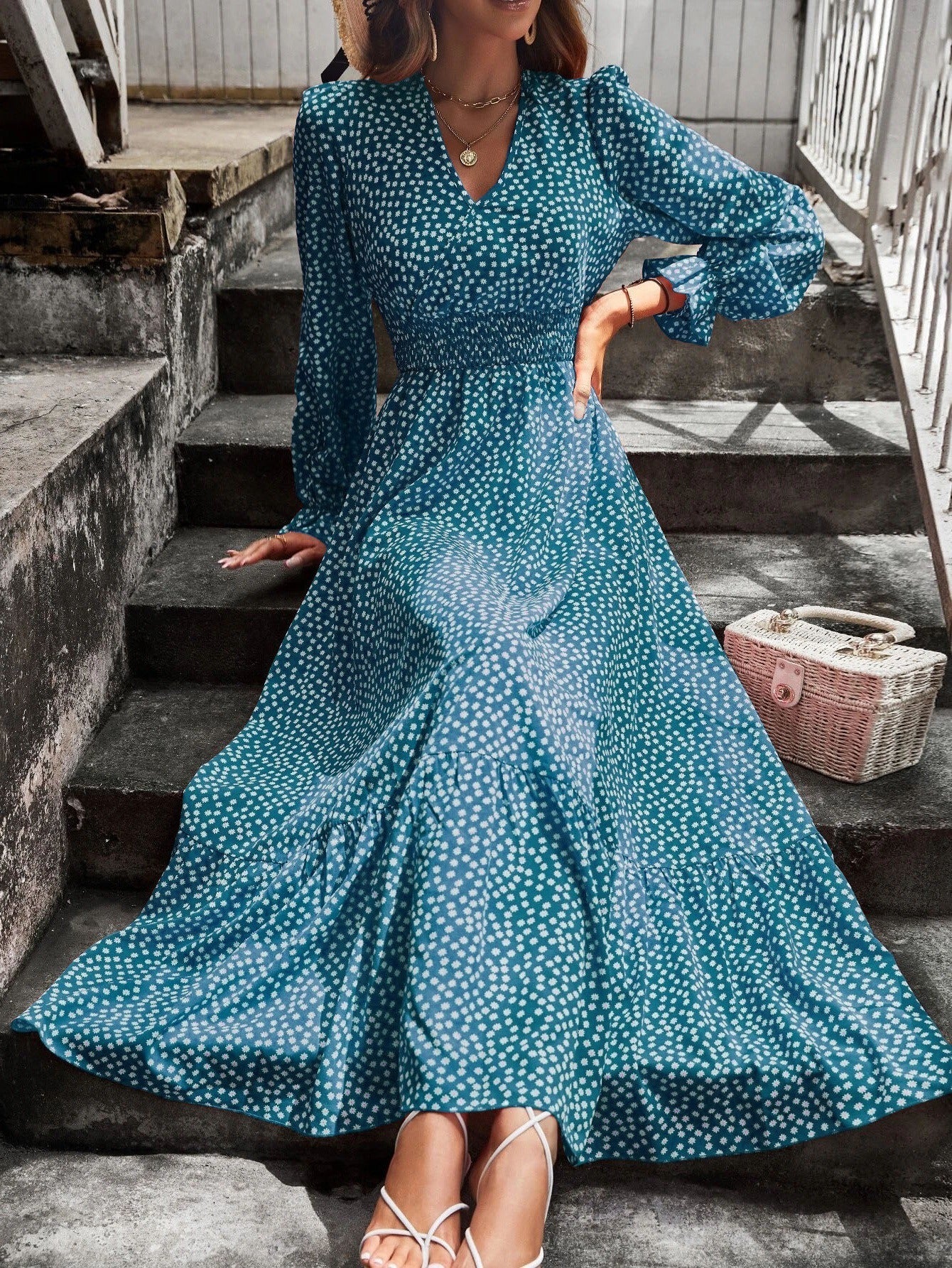 Damen Midikleid – V-Ausschnitt – Langarm – Tailliert – Baumwollstruktur – Polka Dots