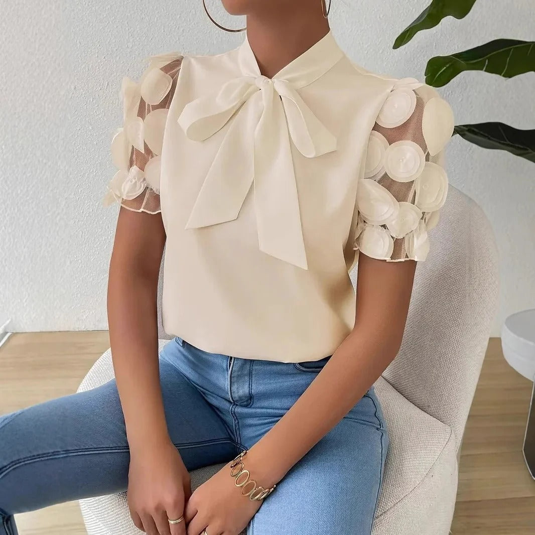 Damen Bluse – Regular Fit – Chiffonoptik – Puffärmel mit Applikationen – Schleifenkragen