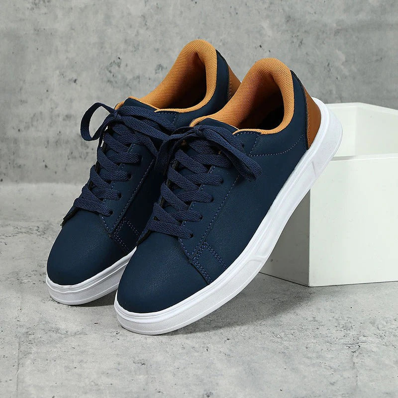 Damen Sneakers – Glattes Obermaterial – Low Top – Gepolsterter Schaft – Schnürung