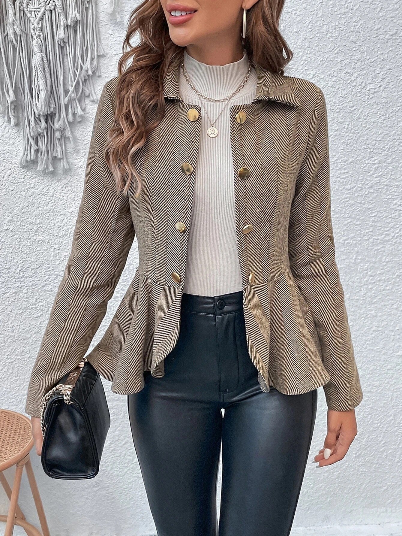 Damen Blazer – Slim Fit – Jacquard Struktur – Doppelreiher – Peplum Saum – Büro