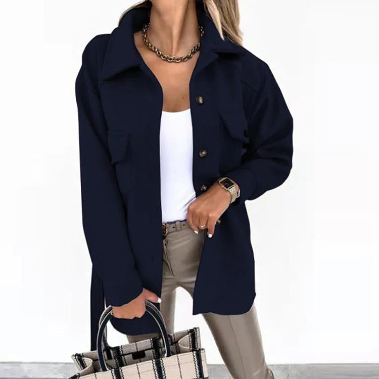 Damen Windjacke – Oversized Passform – Hüftlang – Knopfverschluss – Casual Style