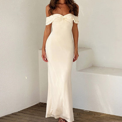 Damen Maxikleid – Off Shoulder mit Rüschen – Figurbetont – Glänzender Satin-Look
