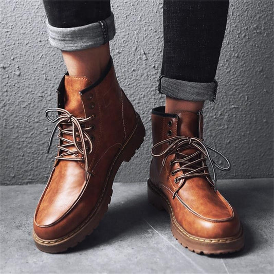 Herren Stiefeletten – Robuste Passform – Schnürdesign – Profilsohle – Gepolsterter Schaft