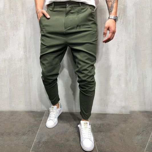 Herren Tapered Hose – Relaxed Fit – Elastischer Bund – Knopfverschluss – Atmungsaktives Gewebe