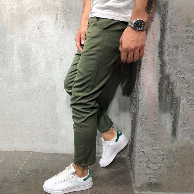 Herren Tapered Hose – Relaxed Fit – Elastischer Bund – Knopfverschluss – Atmungsaktives Gewebe