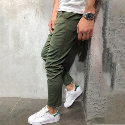 Herren Tapered Hose – Relaxed Fit – Elastischer Bund – Knopfverschluss – Atmungsaktives Gewebe