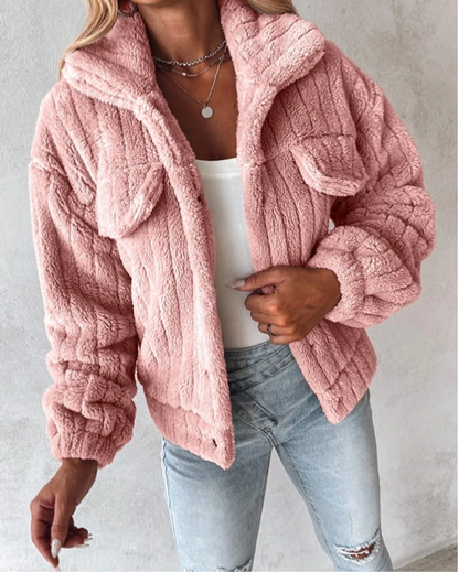 Damen Mantel – Oversized Fit – Flauschige Textur – Knopfverschluss – Hüftlang
