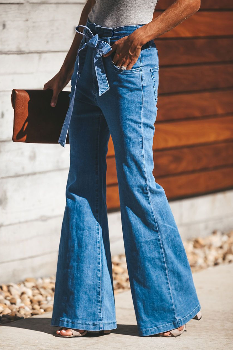 Damen Bootcut-Hose – Hohe Taille – Integrierter Gürtel – Strukturierter Sitz