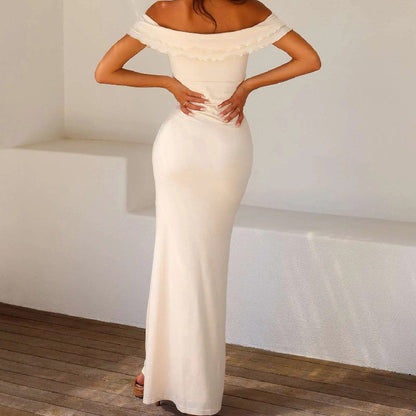 Damen Maxikleid – Off Shoulder mit Rüschen – Figurbetont – Glänzender Satin-Look