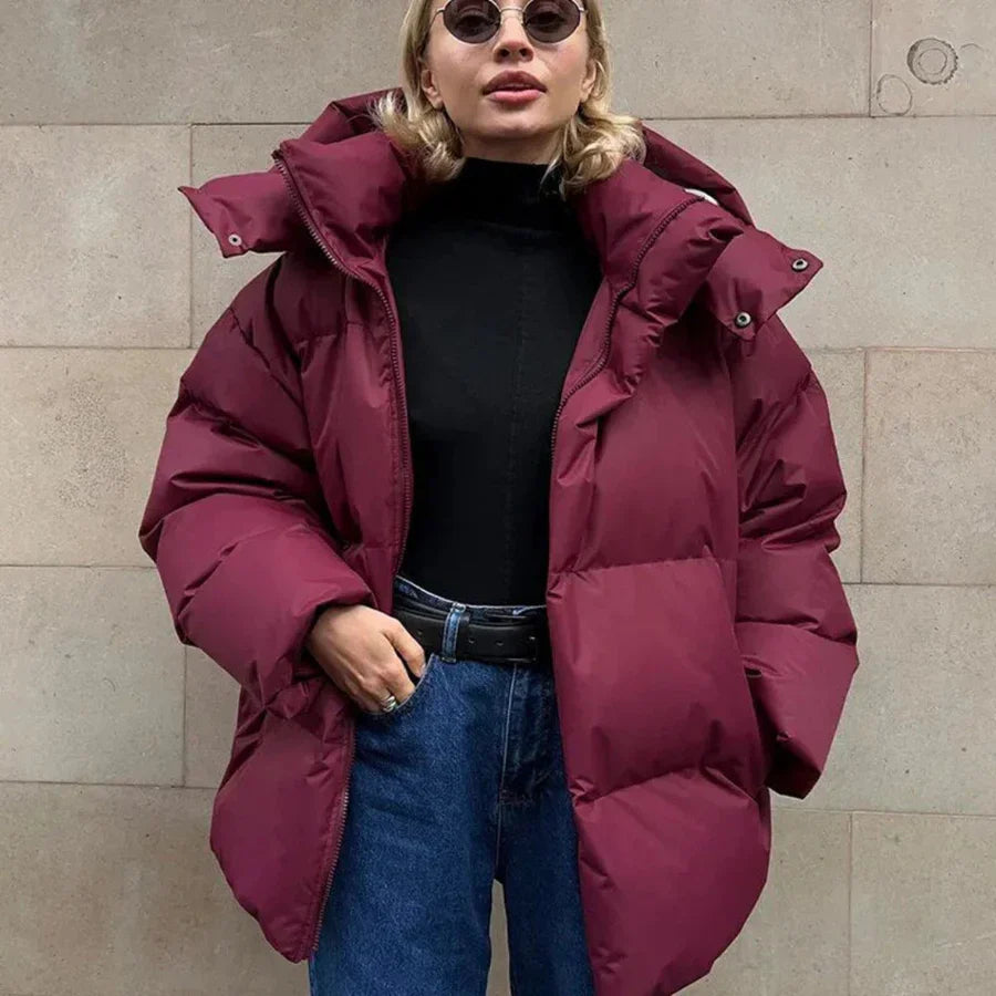 Damen Steppjacke – Oversized Passform – Mit Kapuze – Mittellanger Schnitt – Warm gefüttert