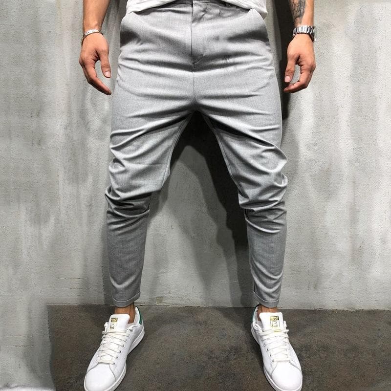 Herren Tapered Hose – Relaxed Fit – Elastischer Bund – Knopfverschluss – Atmungsaktives Gewebe