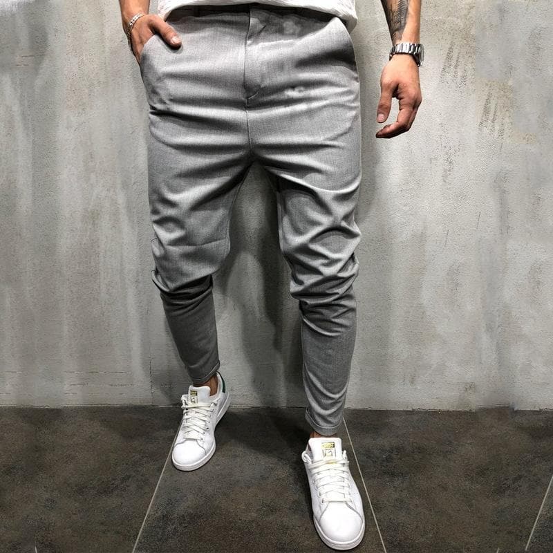 Herren Tapered Hose – Relaxed Fit – Elastischer Bund – Knopfverschluss – Atmungsaktives Gewebe