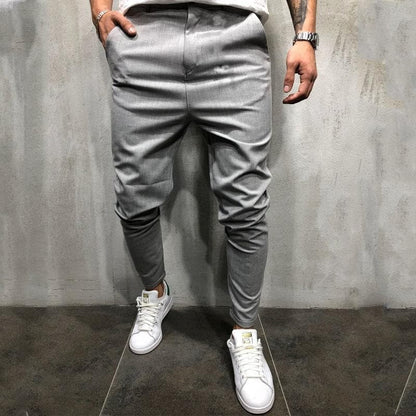 Herren Tapered Hose – Relaxed Fit – Elastischer Bund – Knopfverschluss – Atmungsaktives Gewebe