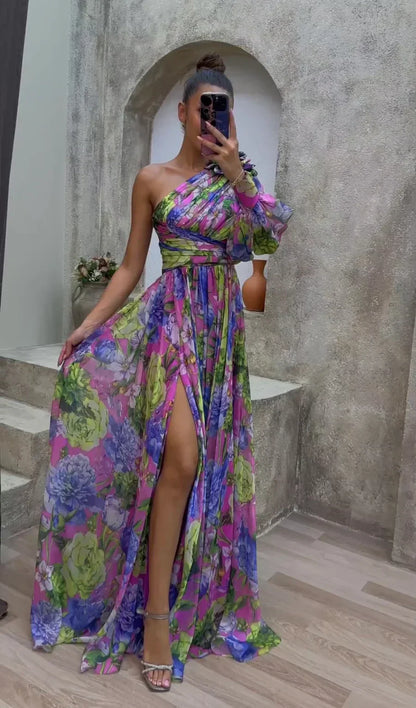 Damen Maxikleid – Elegante Passform – One-Shoulder – Hoher Schlitz – Blumenprint