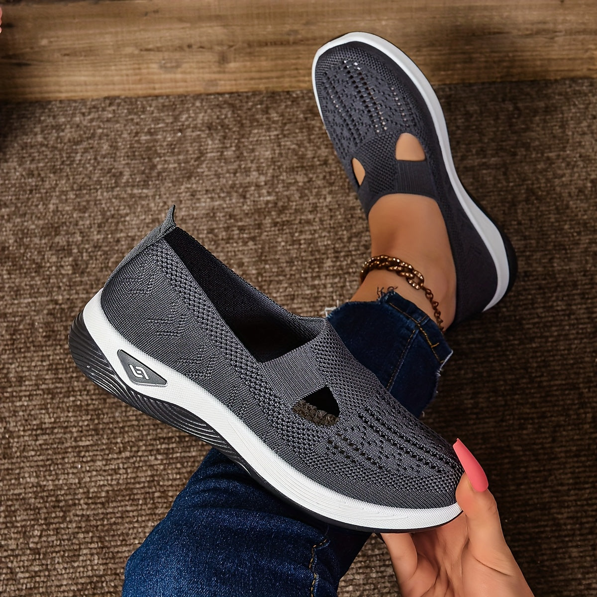 Damen Slip-On Sneaker – Atmungsaktives Strickdesign – Gepolsterte Sohle – Niedriger Schnitt