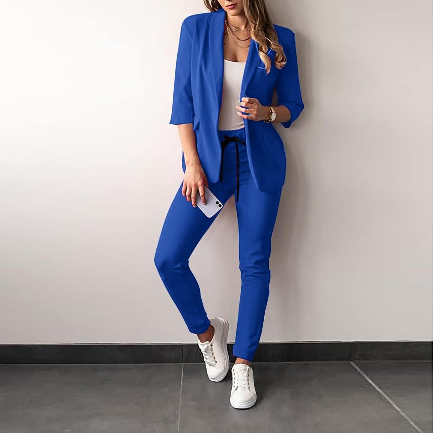 Damen Anzug Set – Taillierter Blazer – Slim Fit Hose – Atmungsaktiver Luxusstoff