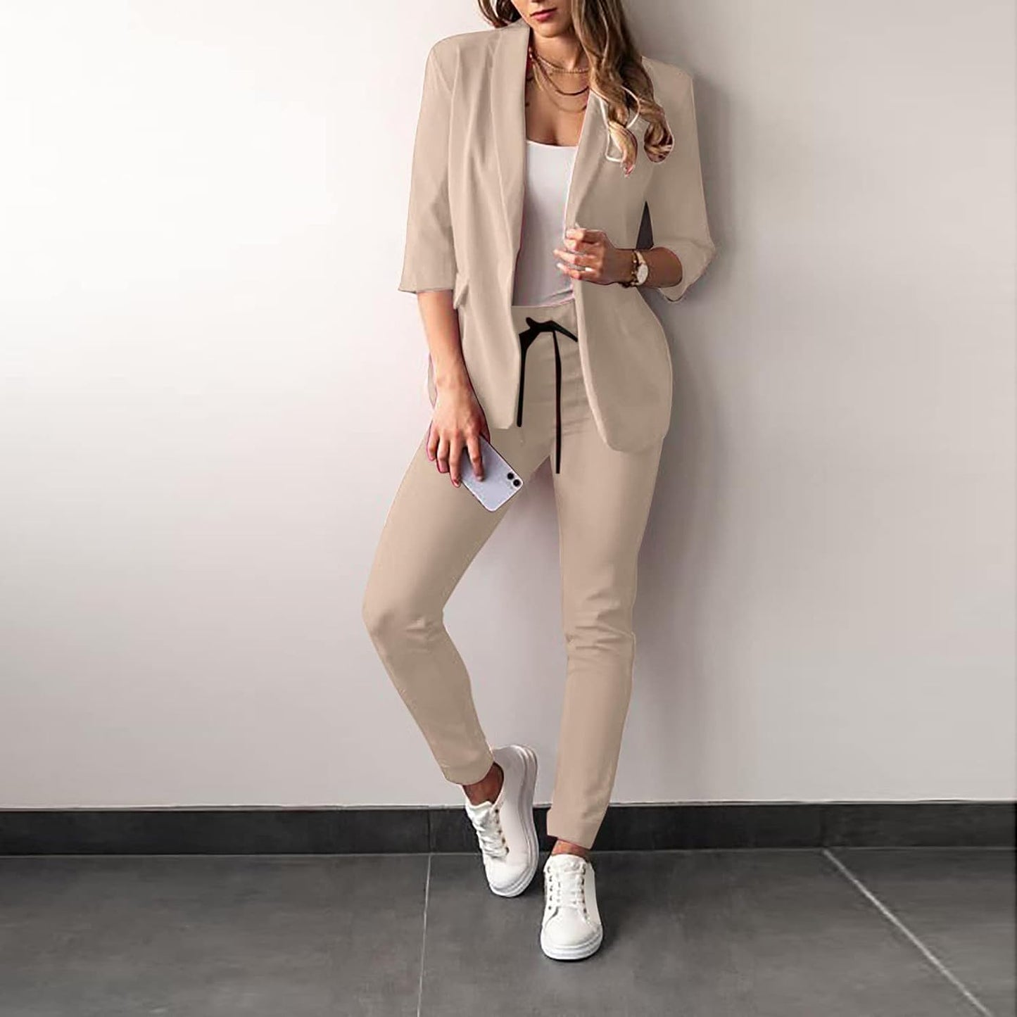 Damen Anzug Set – Taillierter Blazer – Slim Fit Hose – Atmungsaktiver Luxusstoff