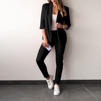 Damen Anzug Set – Taillierter Blazer – Slim Fit Hose – Atmungsaktiver Luxusstoff