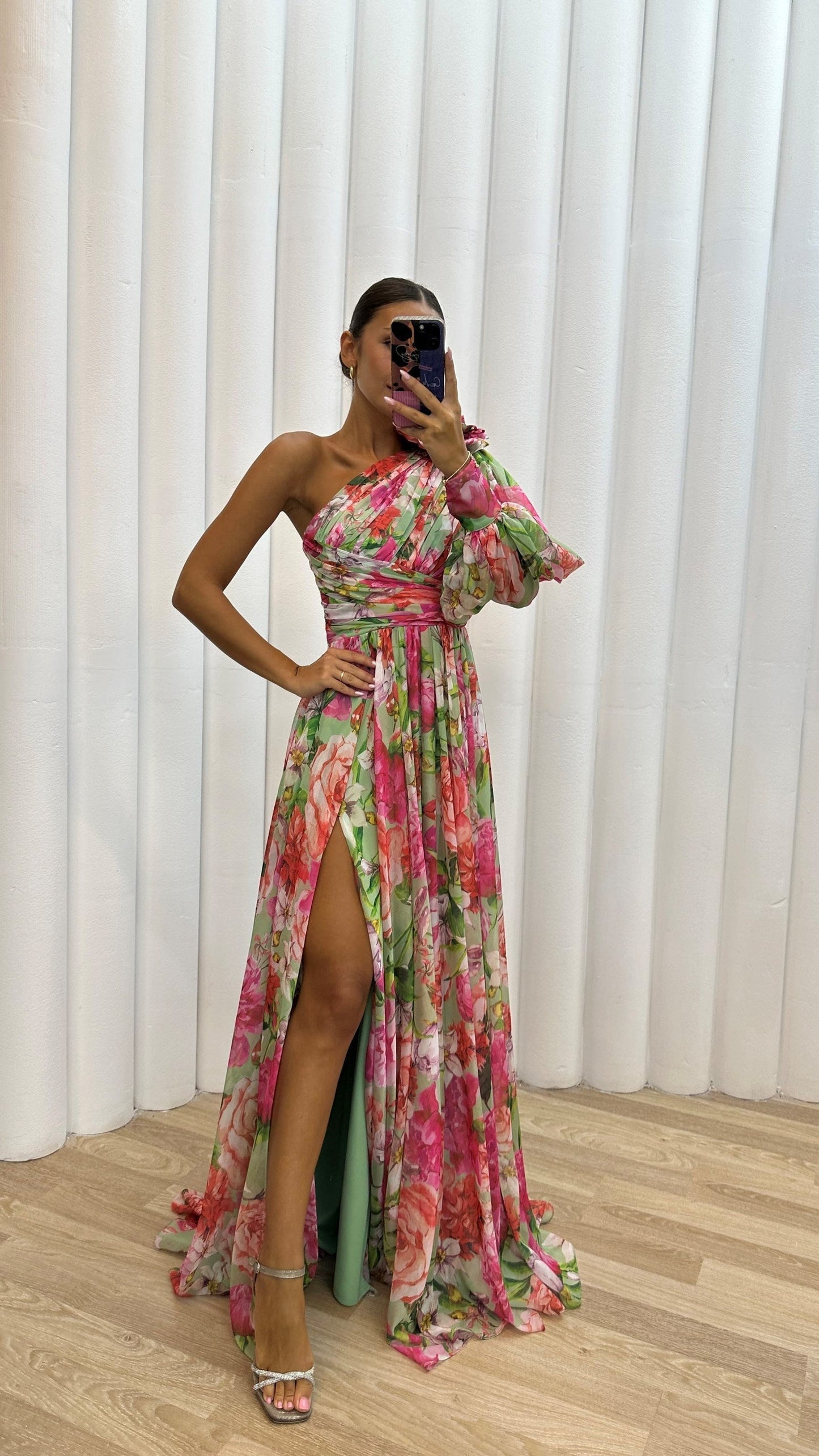 Damen Maxikleid – Elegante Passform – One-Shoulder – Hoher Schlitz – Blumenprint