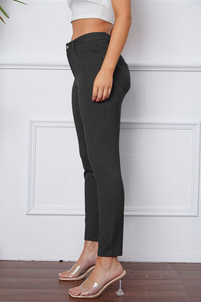 Damen Slim Fit Hose – Stretchkomfort – Glattes Finish – Knopfverschluss – Taschen