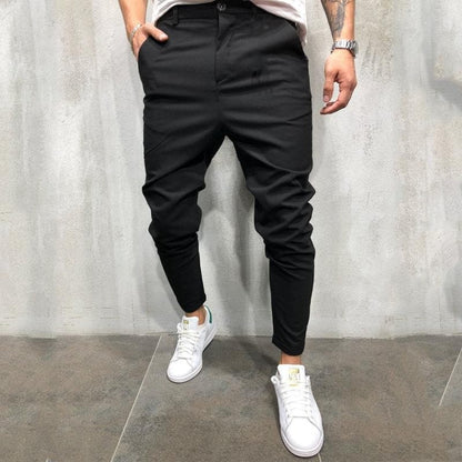 Herren Tapered Hose – Relaxed Fit – Elastischer Bund – Knopfverschluss – Atmungsaktives Gewebe