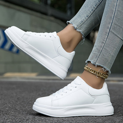 Damen Sneakers – Low-Top – Kunstleder – Schnürung – Bequeme Laufsohle