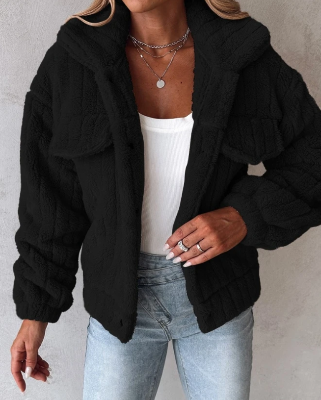 Damen Mantel – Oversized Fit – Flauschige Textur – Knopfverschluss – Hüftlang