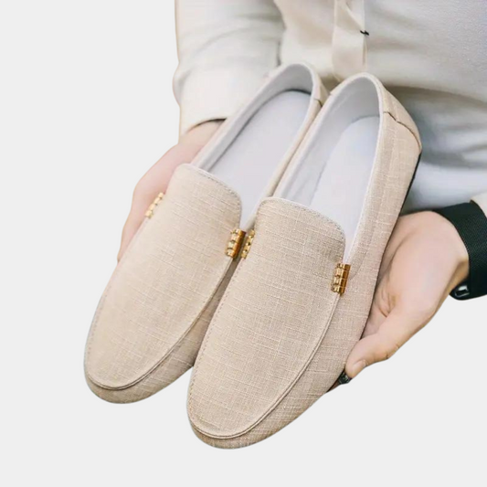 Herren Loafer – Slip-On Design – Atmungsaktives Geflecht – Metallakzent – Elegant