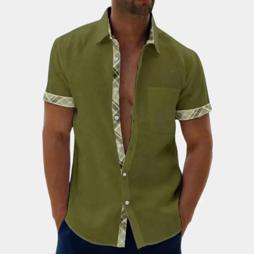 Herren Kurzarmhemd – Relaxed Fit – Atmungsaktives Gewebe – Knopfleiste mit Karodetail