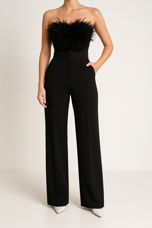 Damen Jumpsuit – Schulterfrei mit Federn – Taillengürtel – Weites Bein – Elegant
