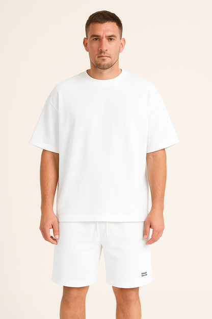 Herren Trainingsset – Lockerer Schnitt – Atmungsaktives Funktionsmaterial – Kurzarm & Shorts